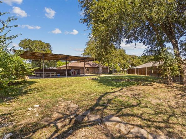 4501  Lemon Tree Lane , Garland Texas 75043