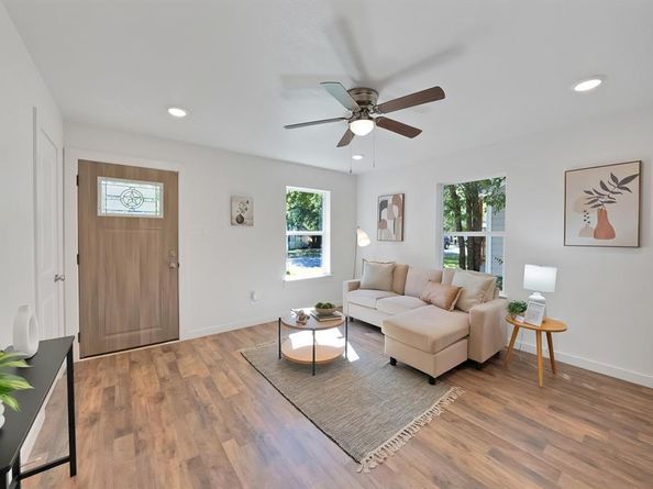 5028  Sherwood Drive , River Oaks Texas 76114