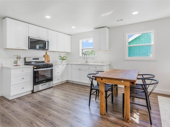 4204  Avenue H  , Fort Worth Texas 76105