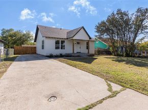 4204  Avenue H  , Fort Worth Texas 76105