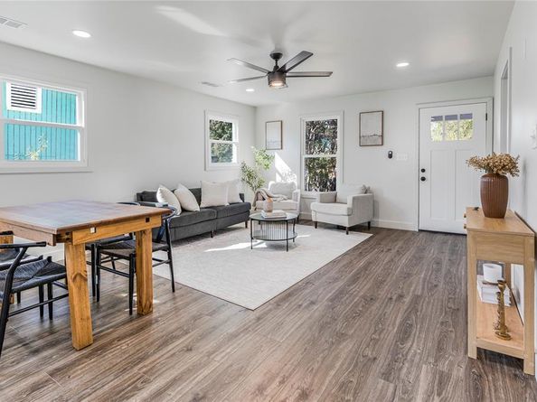 4204  Avenue H  , Fort Worth Texas 76105