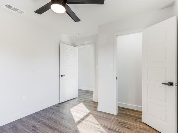 4204  Avenue H  , Fort Worth Texas 76105