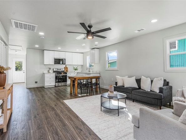 4204  Avenue H  , Fort Worth Texas 76105