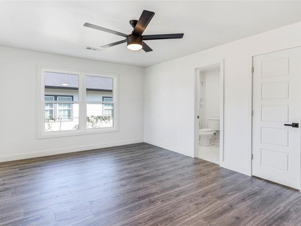 4204  Avenue H  , Fort Worth Texas 76105