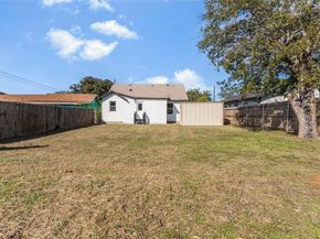 4204  Avenue H  , Fort Worth Texas 76105