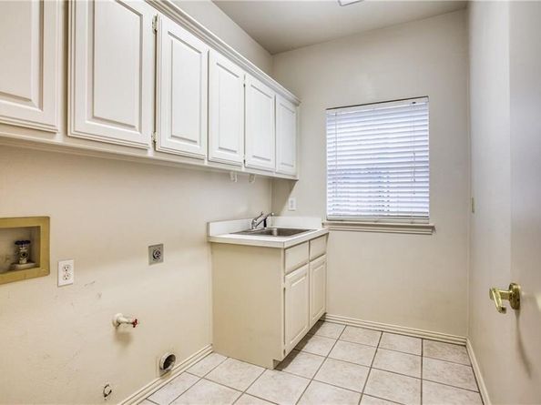 7034  Clear Springs Circle , Garland Texas 75044