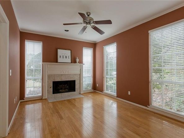 7034  Clear Springs Circle , Garland Texas 75044