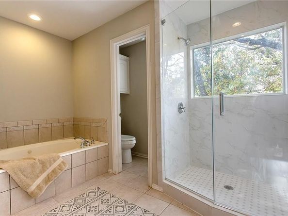 7034  Clear Springs Circle , Garland Texas 75044