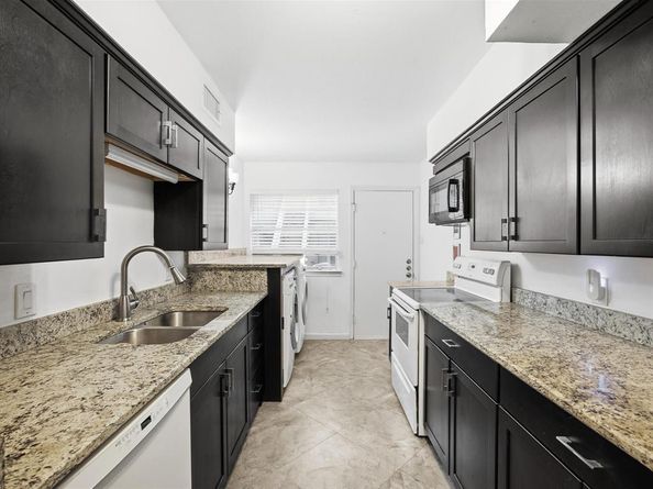 11102  Valleydale Drive  A, Dallas Texas 75230