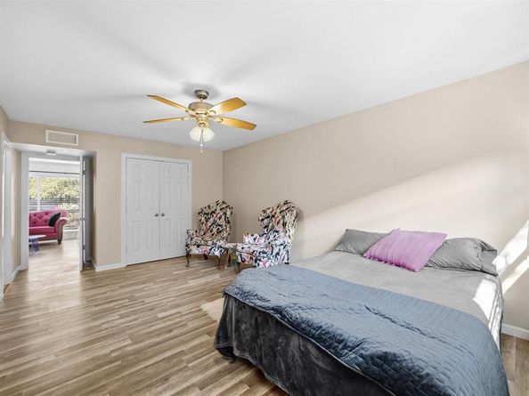 11102  Valleydale Drive  A, Dallas Texas 75230