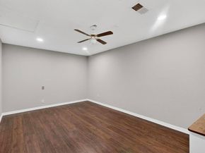 2123  San Pablo Drive , Dallas Texas 75227