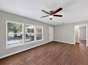 2123  San Pablo Drive , Dallas Texas 75227