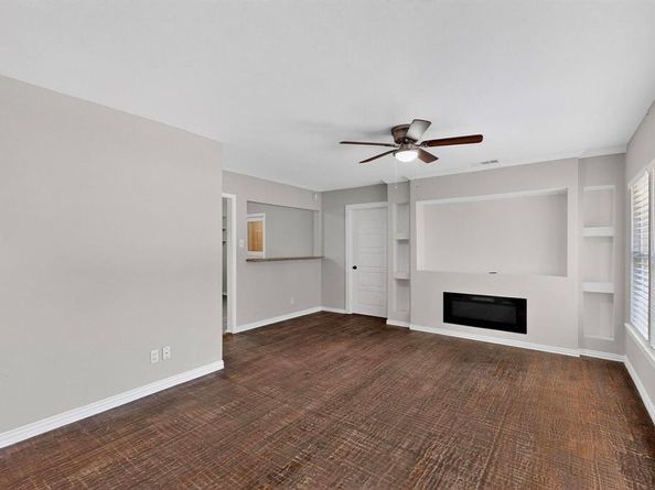 2123  San Pablo Drive , Dallas Texas 75227