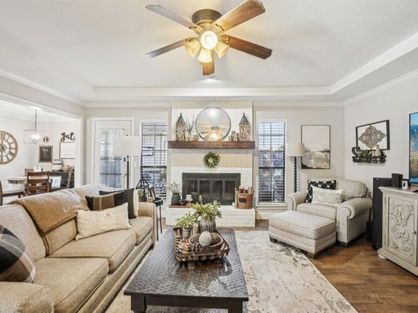 951  Crestwood Circle , Flower Mound Texas 75028