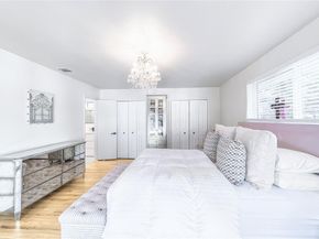 5837  Clendenin Avenue , Dallas Texas 75228