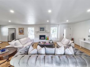 5837  Clendenin Avenue , Dallas Texas 75228