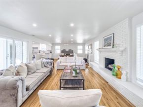 5837  Clendenin Avenue , Dallas Texas 75228