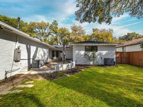 5837  Clendenin Avenue , Dallas Texas 75228