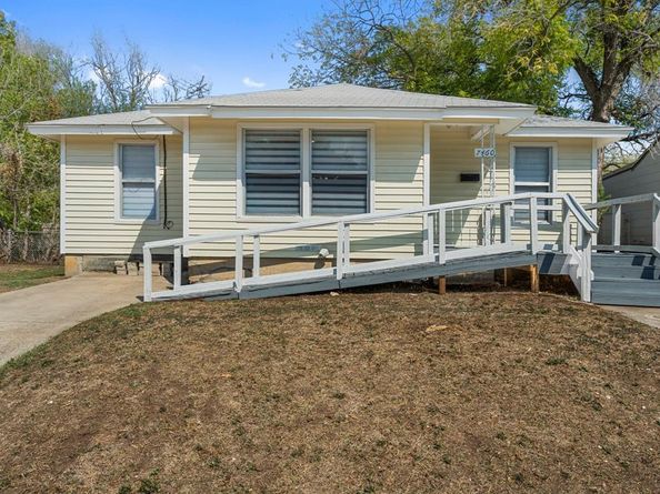 7460  Aberdeen Drive , Fort Worth Texas 76116