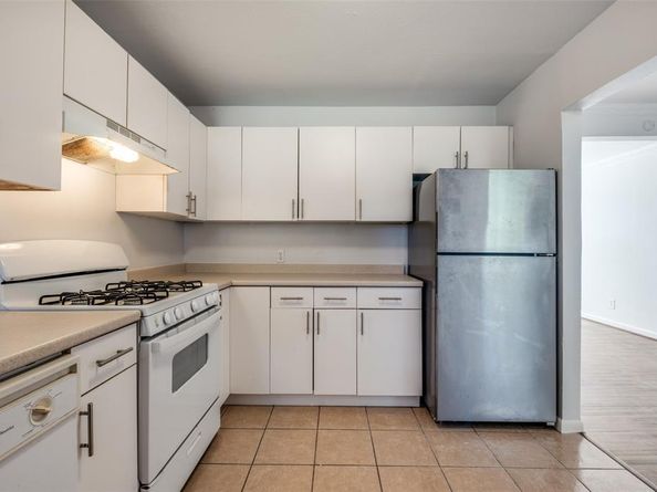 2125  Housley Drive , Dallas Texas 75228