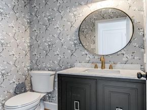 1041  Woodbriar Drive , Grapevine Texas 76051