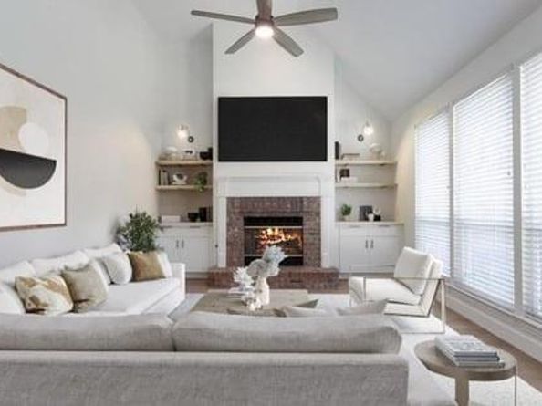 1041  Woodbriar Drive , Grapevine Texas 76051