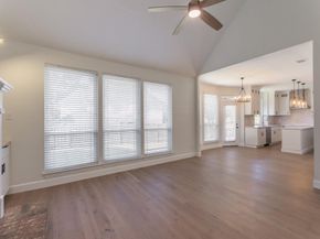 1041  Woodbriar Drive , Grapevine Texas 76051