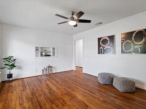 2411  Denison Street , Denton Texas 76201