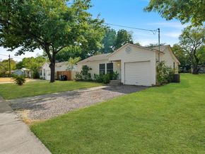 2411  Denison Street , Denton Texas 76201