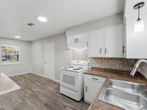 910  Royal Crest Drive , Mesquite Texas 75149