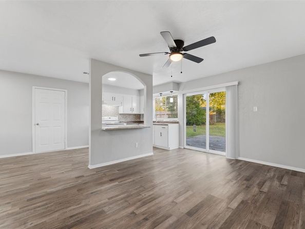 910  Royal Crest Drive , Mesquite Texas 75149