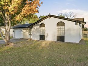 910  Royal Crest Drive , Mesquite Texas 75149