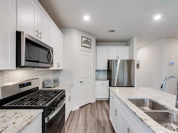 1339  Great Sand Dune Street , Royse City Texas 75189