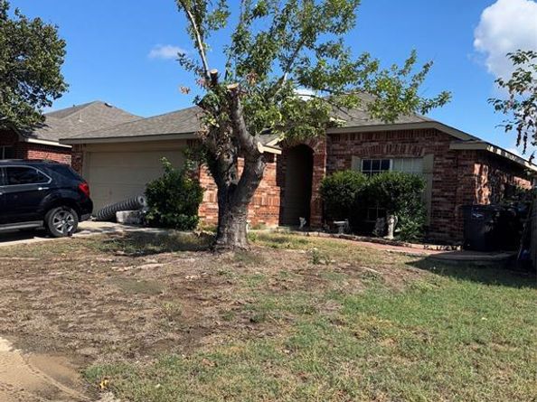 4712  Barnhill Lane , Fort Worth Texas 76135