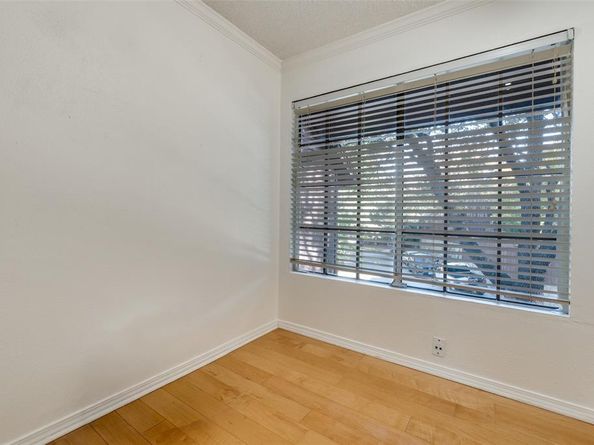 6107  Summer Creek Circle , Dallas Texas 75231