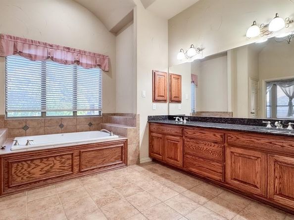 6812  Sail Away Place , Grand Prairie Texas 75054