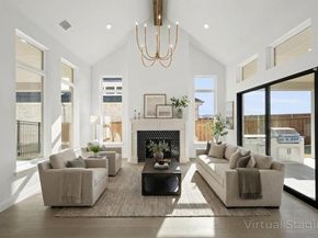 4728  Hawthorn Hills Lane , Arlington Texas 76005