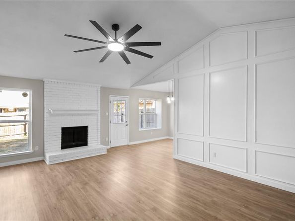 5711  Congressional Drive , Arlington Texas 76018