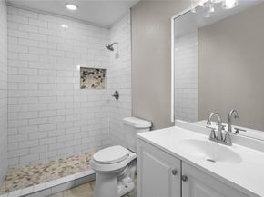 5711  Congressional Drive , Arlington Texas 76018