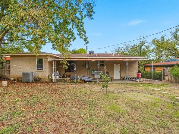 2223  Longwood Lane , Dallas Texas 75228