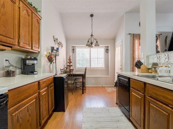 905  Mill Spring Drive , Garland Texas 75040