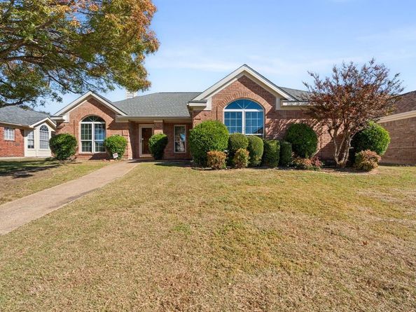 1704  Willow Creek , Mesquite Texas 75181