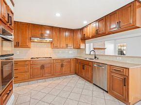 1704  Willow Creek , Mesquite Texas 75181