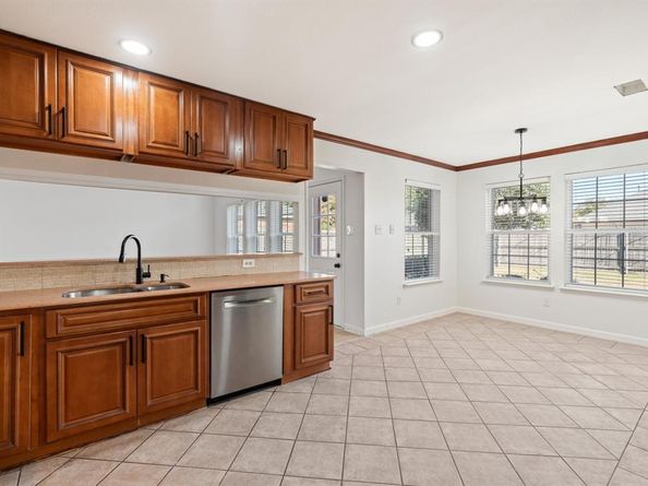 1704  Willow Creek , Mesquite Texas 75181