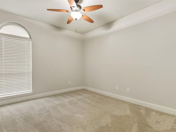 3103  Mulholland Road , Corinth Texas 76210