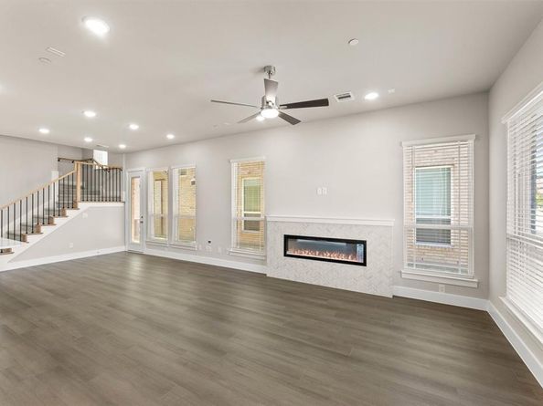 1846  Wittington Place , Farmers Branch Texas 75234