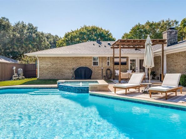 2425  Brennan Drive , Plano Texas 75075