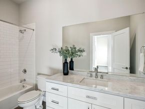 4226  Roseland Avenue  203, Dallas Texas 75204