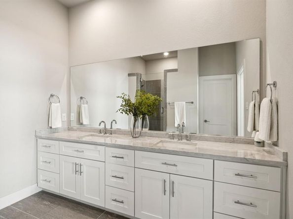 4226  Roseland Avenue  203, Dallas Texas 75204