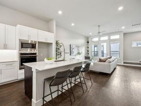 4226  Roseland Avenue  203, Dallas Texas 75204